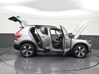 2026 Volvo XC40 B5 Plus