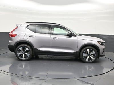 2026 Volvo XC40 B5 Plus