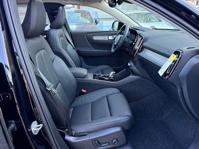 2026 Volvo XC40 B5 Plus