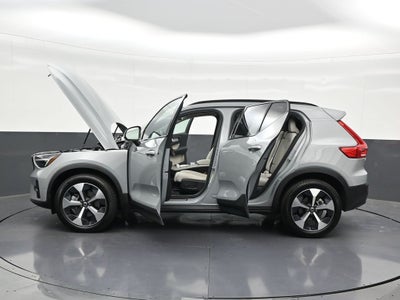 2026 Volvo XC40 B5 Plus