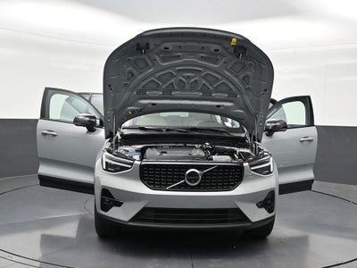 2026 Volvo XC40 B5 Plus