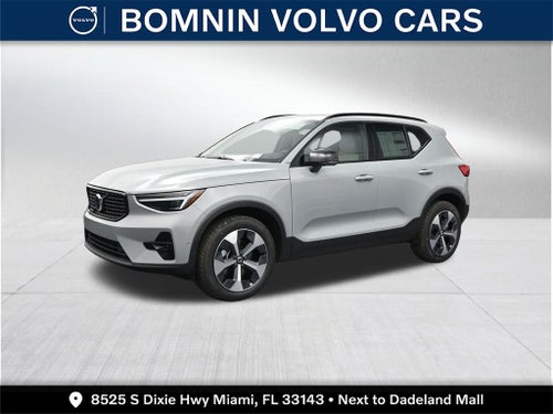 2026 Volvo XC40 B5 Plus