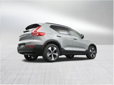 2026 Volvo XC40 B5 Plus