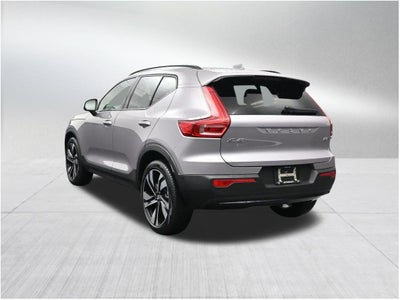 2026 Volvo XC40 B5 Plus