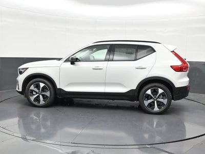 2026 Volvo XC40 B5 Plus