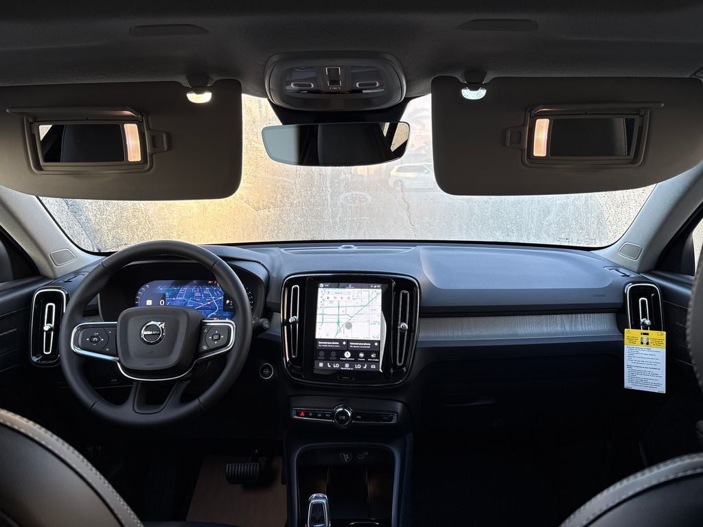 2026 Volvo XC40 B5 Plus