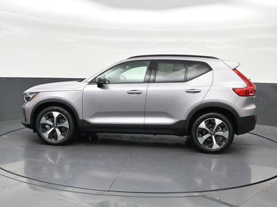 2026 Volvo XC40 B5 Plus