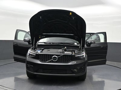 2026 Volvo XC40 B5 Plus