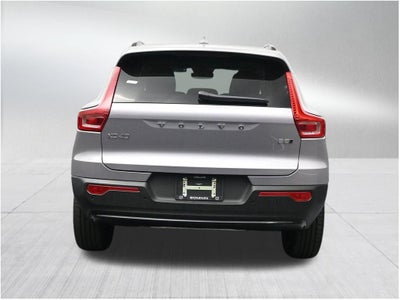 2026 Volvo XC40 B5 Plus
