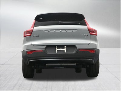 2026 Volvo XC40 B5 Plus
