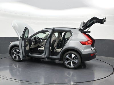 2026 Volvo XC40 B5 Plus