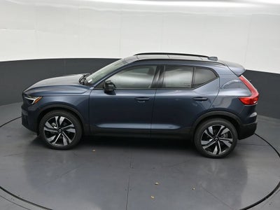 2026 Volvo XC40 B5 Plus