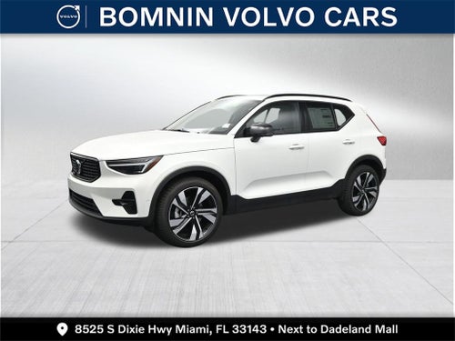 2026 Volvo XC40 B5 Plus