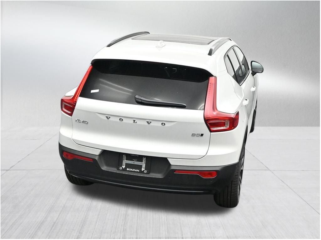 2026 Volvo XC40 B5 Plus