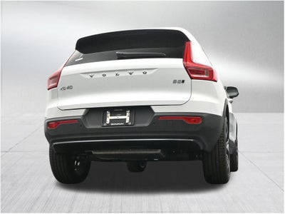 2026 Volvo XC40 B5 Plus