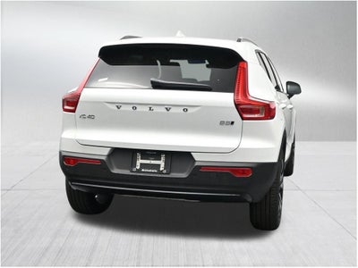 2026 Volvo XC40 B5 Plus