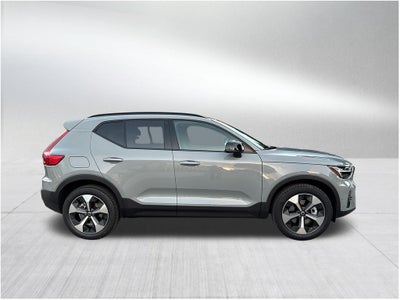 2026 Volvo XC40 B5 Plus