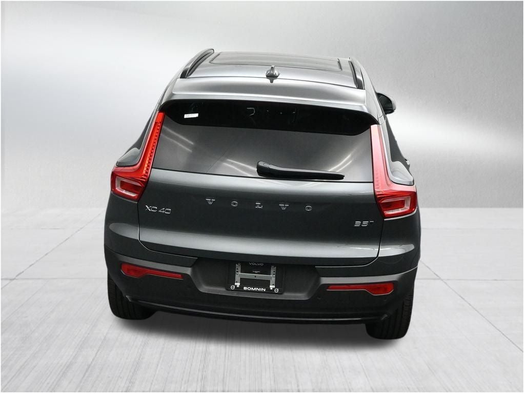 2026 Volvo XC40 B5 Plus