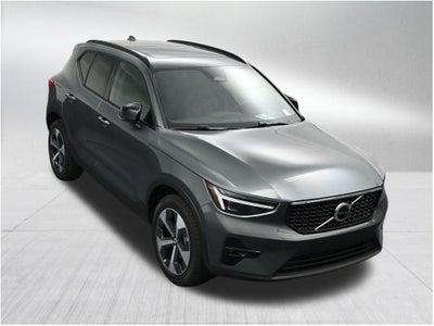 2026 Volvo XC40 B5 Plus