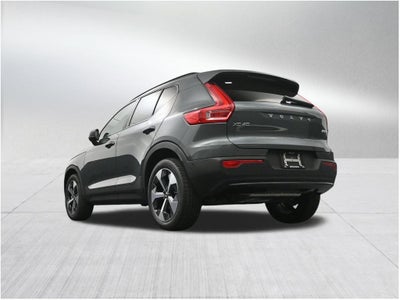 2026 Volvo XC40 B5 Plus