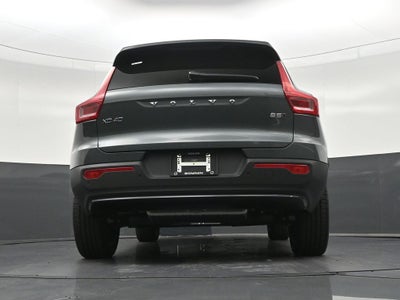 2026 Volvo XC40 B5 Plus