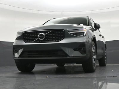 2026 Volvo XC40 B5 Plus