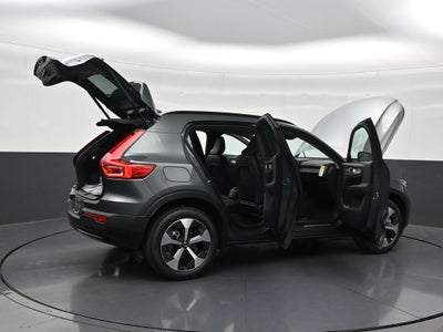 2026 Volvo XC40 B5 Plus