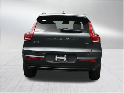 2026 Volvo XC40 B5 Plus