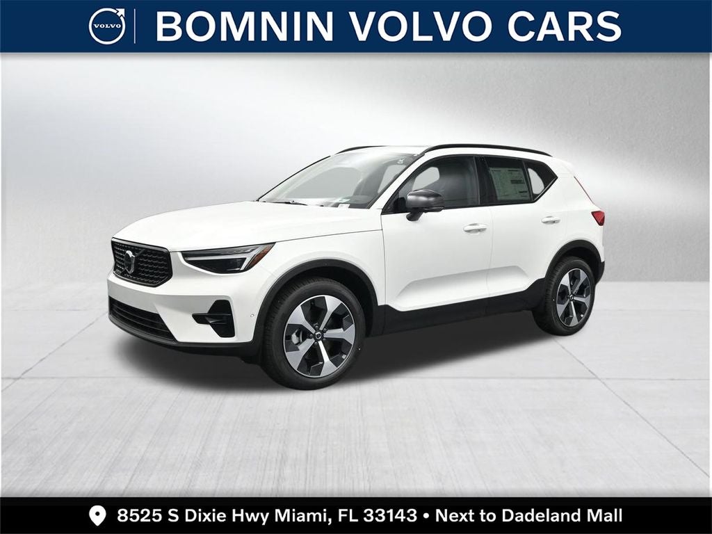 2026 Volvo XC40 B5 Plus