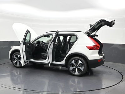 2026 Volvo XC40 B5 Plus