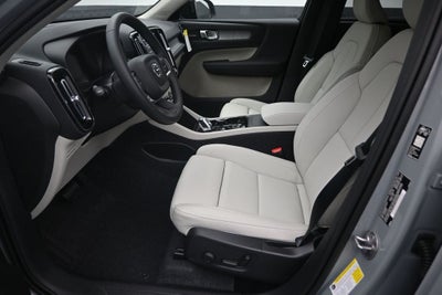 2026 Volvo XC40 B5 Plus