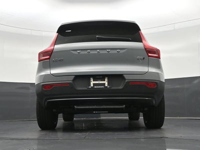 2026 Volvo XC40 B5 Plus