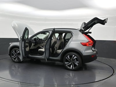 2026 Volvo XC40 B5 Plus