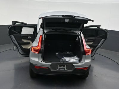 2026 Volvo XC40 B5 Plus