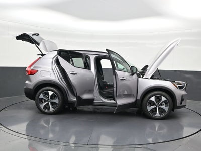 2026 Volvo XC40 B5 Plus