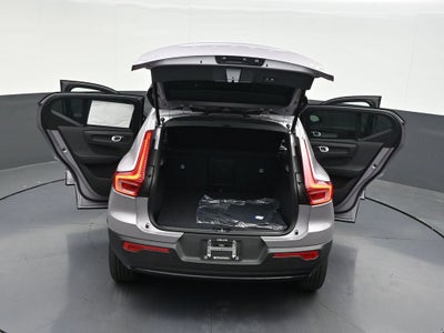 2026 Volvo XC40 B5 Plus