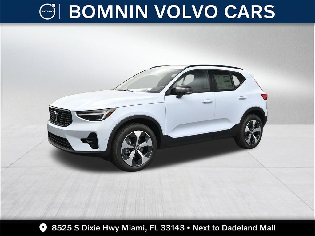 2026 Volvo XC40 B5 Plus