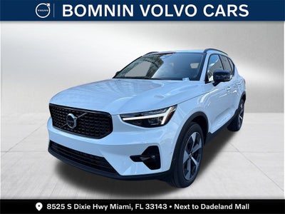 2026 Volvo XC40 B5 Plus