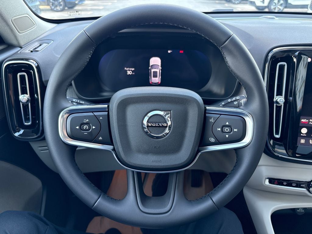 2026 Volvo XC40 B5 Plus