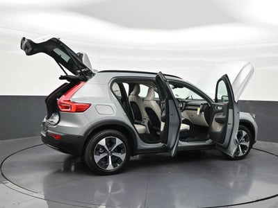 2026 Volvo XC40 B5 Plus