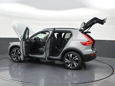 2026 Volvo XC40 B5 Plus