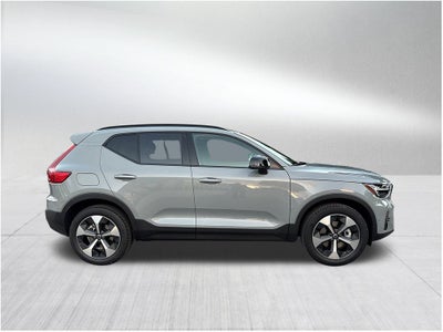 2026 Volvo XC40 B5 Plus