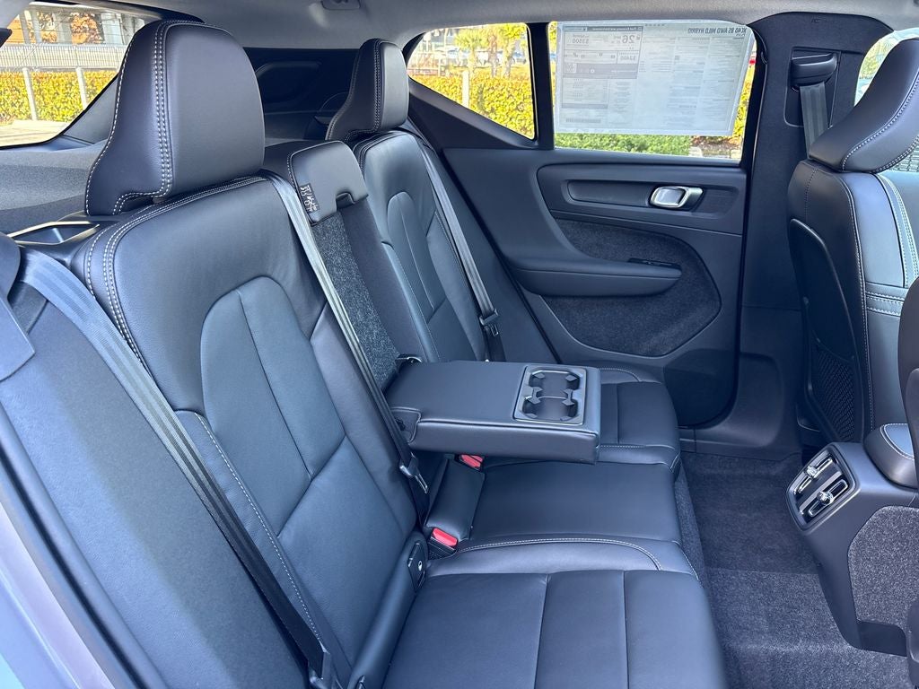 2026 Volvo XC40 B5 Plus
