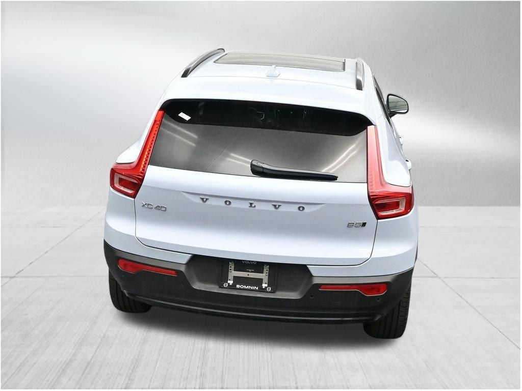 2026 Volvo XC40 B5 Plus
