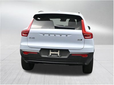 2026 Volvo XC40 B5 Plus