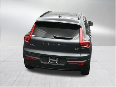 2026 Volvo XC40 B5 Plus