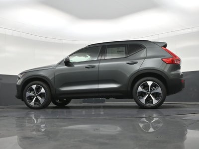 2026 Volvo XC40 B5 Plus