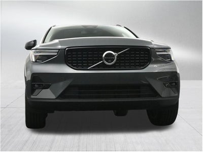 2026 Volvo XC40 B5 Plus