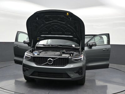 2026 Volvo XC40 B5 Plus