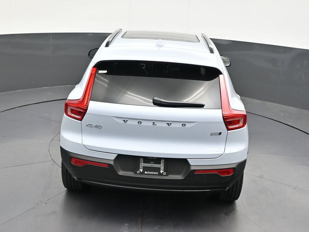 2026 Volvo XC40 B5 Plus